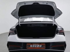 Hyundai Elantra 2023 1.5L CVT Luxury - ფოტო 16