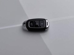 Hyundai Elantra 2023 1.5L CVT Luxury - ფოტო 19
