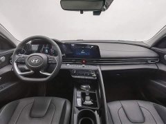 Hyundai Elantra 2023 1.5L CVT Luxury - ფოტო 5
