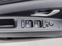 Hyundai Elantra 2023 1.5L CVT Luxury - ფოტო 9