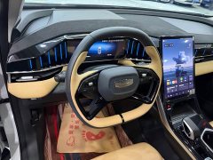 Geely Boyue L 1.5TD DCT Luxury - ფოტო 8