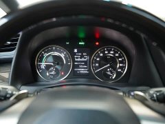 Lexus LM 300h Edition - ფოტო 11