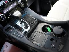 Lexus LM 300h Edition - ფოტო 15