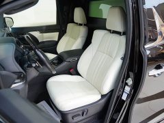 Lexus LM 300h Edition - ფოტო 20
