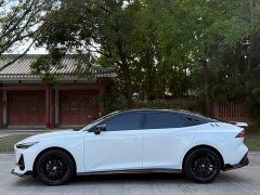 Changan UNI-V 1.5T Sport Edition - ფოტო 10