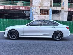 BMW 3 Series 325i M Sport Night Edition Package - ფოტო 3