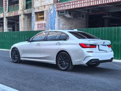 BMW 3 Series 325i M Sport Night Edition Package - ფოტო 4
