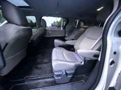 Toyota Sienna 2.5L Hybrid Comfort Edition - ფოტო 8