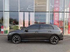 Volkswagen Golf 300TSI R-Line - ფოტო 6