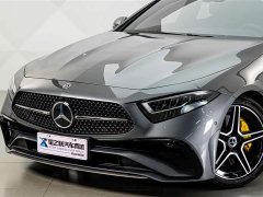 Mercedes-Benz CLS 300 Luxury - ფოტო 2
