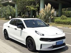 Lynk & Co Geely Lynk & Co 03 2.0T Diesel DCT Vigor Plus - ფოტო 3