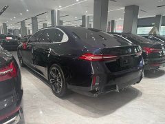 BMW 5 Series 530Li Premier M Sport Package - ფოტო 9