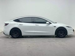 Tesla Model 3 Long Range All-Wheel Drive - ფოტო 3
