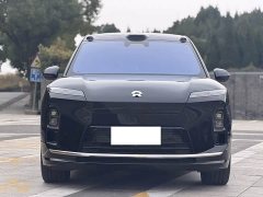 NIO ES8 Six-Seat Executive Signature Edition - ფოტო 3