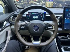 BYD Qin PLUS Glory Edition DM-i 55KM Leading - ფოტო 5