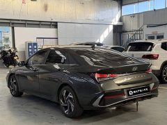 Hyundai Elantra 2023 1.5L CVT GLX Elite - ფოტო 4