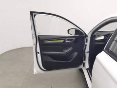 SAIC MG i5 2021 1.5L CVT Platinum Edition - ფოტო 8
