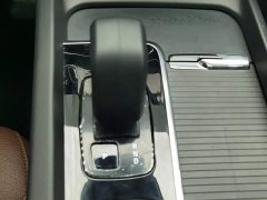 Volvo XC60 B5 AWD Smart Luxury Edition - ფოტო 13