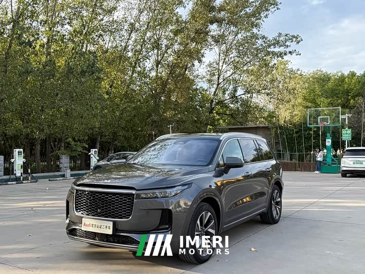 Li Auto ONE Extended Range 6-Seater - ავტომობილი ჩინეთიდან