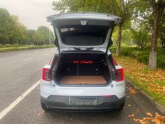 Volvo EX30 Rear-Wheel Drive Extended Range Ultra - ფოტო 12