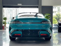 Xiaomi SU7 Rear-Wheel Drive Standard Founder Edition - ფოტო 9