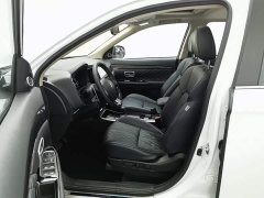 Mitsubishi Outlander 2020 2.4L AWD Enjoy Edition 7-Seater - ფოტო 10
