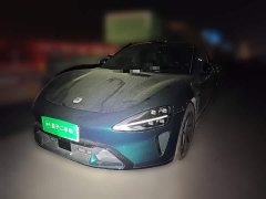 Xiaomi SU7 Rear-Wheel Drive Standard Edition - ფოტო 1