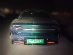 Xiaomi SU7 Rear-Wheel Drive Standard Edition - ფოტო 5