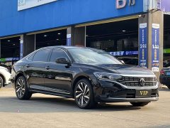 Volkswagen Passat 2022 330TSI Luxury - ფოტო 3