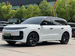 Li Auto L6 Pro - ფოტო 1