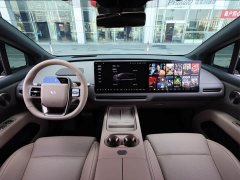 Li Auto i6 Four-Wheel Drive Standard Edition - ფოტო 11