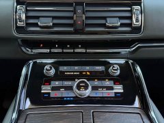 Lincoln Navigator 2022 Presidential Edition 3.5T - ფოტო 13