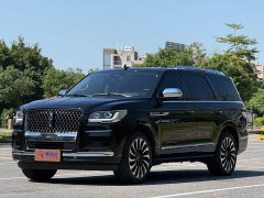 Lincoln Navigator 2022 Presidential Edition 3.5T - ფოტო 2