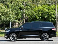 Lincoln Navigator 2022 Presidential Edition 3.5T - ფოტო 6