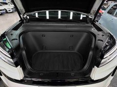 Nio Lerado L90 Max 7-Seat Version - ფოტო 17