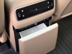 Li Auto i8 Standard Edition - ფოტო 12
