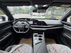 Changan UNI-V 1.5T 500Bar Premium Edition - ფოტო 7