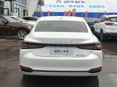 Lexus ES 200 Premium Edition - ფოტო 5