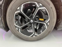 Xiaomi YU7 2025 Four-Wheel Drive Max Edition - ფოტო 13