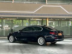 BMW 5 Series 530Li Luxury Edition Premium Package - ფოტო 13
