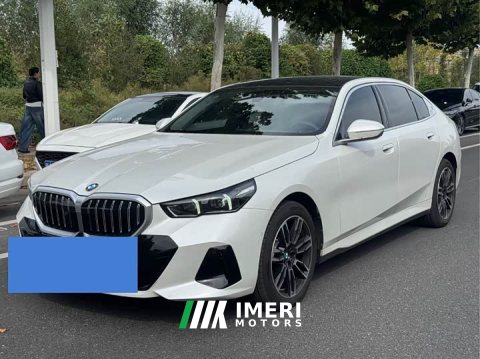 2026 BMW 5 Series 525Li M Sport Package - ავტომობილი ჩინეთიდან