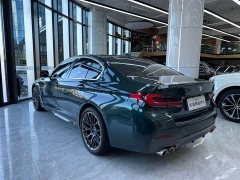 BMW 5 Series (Imported) Facelift 540i Elegance M Sport Package - ფოტო 14
