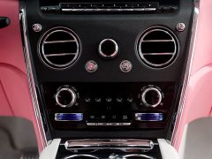 Rolls-Royce Cullinan 2020 Black Badge - ფოტო 13