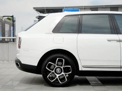 Rolls-Royce Cullinan 2020 Black Badge - ფოტო 6