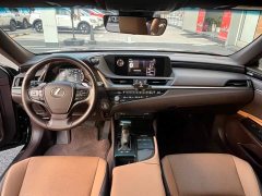 Lexus ES 200 Premium Edition - ფოტო 5