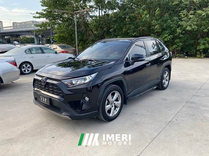 Toyota RAV4 2.0L CVT FWD Fashion Plus - ავტომობილი ჩინეთიდან