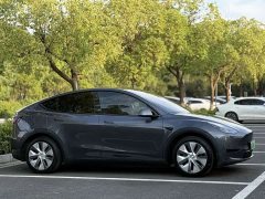 Tesla Model Y 2022 Facelift Rear-Wheel Drive - ფოტო 4