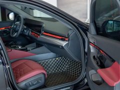 BMW 5 Series 530Li Premier M Sport Package - ფოტო 19