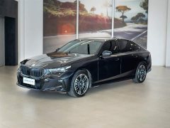 BMW 5 Series 530Li Premier M Sport Package - ფოტო 2