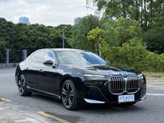 BMW 7 Series 740Li Premier M Sport Package - ფოტო 3